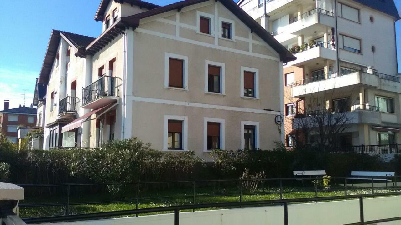 Villa Floren 乌迪亚莱斯堡 外观 照片